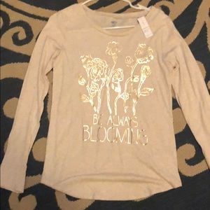 Long sleeve graphic tee